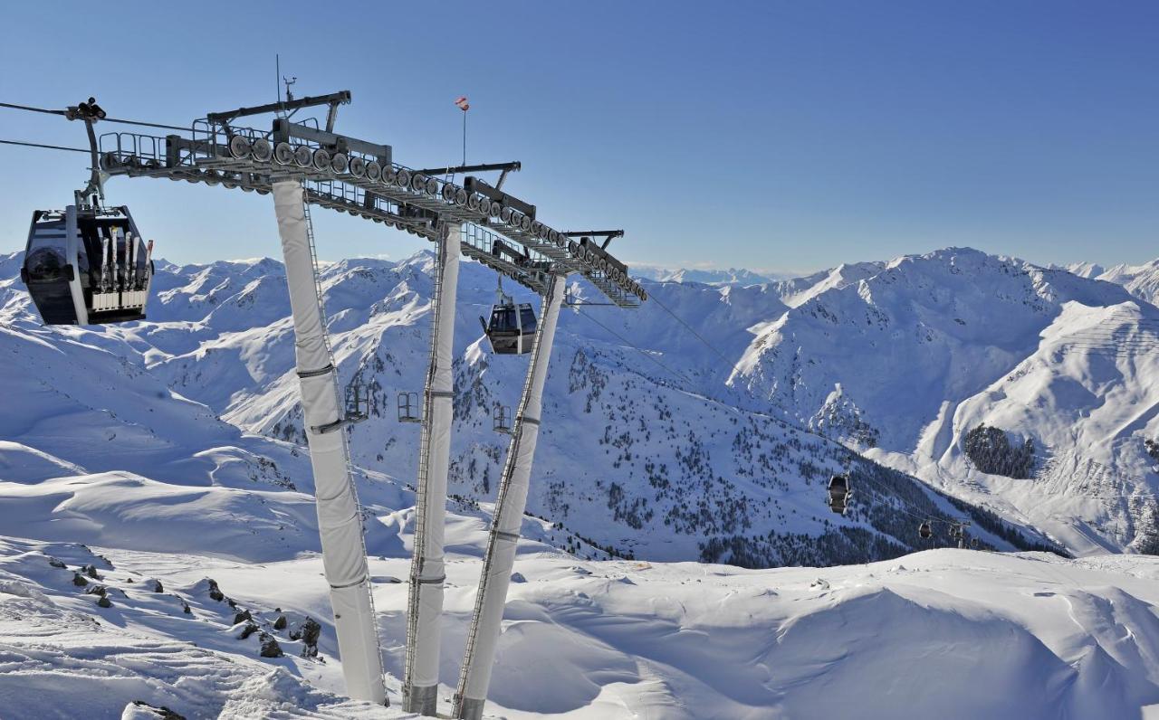 Hotel Cafe-Zillertal Strass im Zillertal Exterior photo