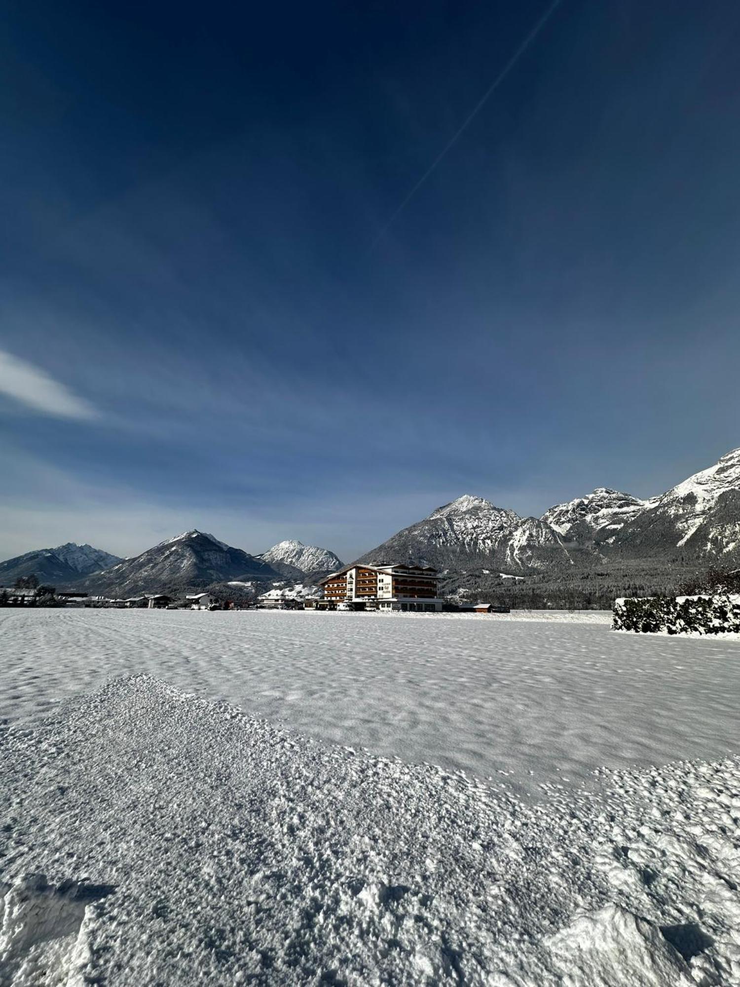 Hotel Cafe-Zillertal Strass im Zillertal Exterior photo